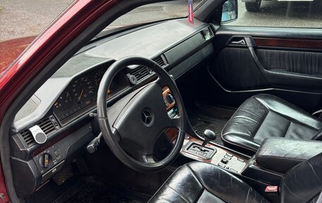 Mercedes-Benz E-Класс, 1995 год, 390 000 рублей, 16 фотография