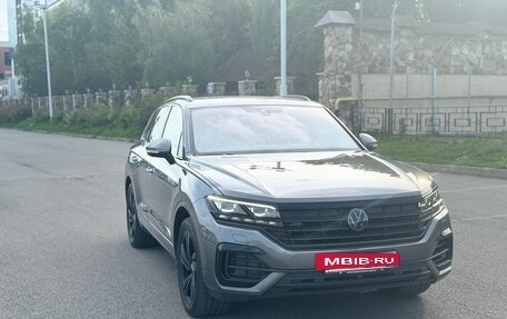 Volkswagen Touareg III, 2019 год, 6 500 000 рублей, 3 фотография