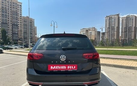 Volkswagen Passat B8 рестайлинг, 2020 год, 2 370 000 рублей, 3 фотография
