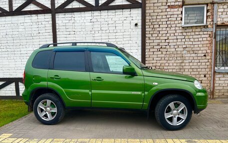 Chevrolet Niva I рестайлинг, 2016 год, 849 000 рублей, 3 фотография