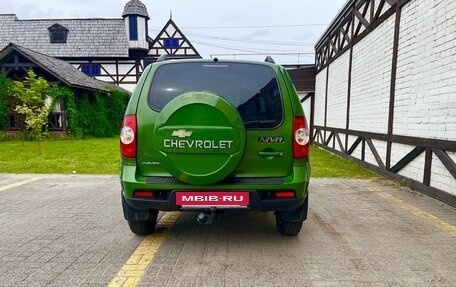 Chevrolet Niva I рестайлинг, 2016 год, 849 000 рублей, 4 фотография