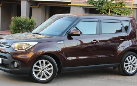 KIA Soul II рестайлинг, 2018 год, 1 650 000 рублей, 6 фотография