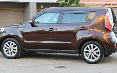 KIA Soul II рестайлинг, 2018 год, 1 650 000 рублей, 9 фотография