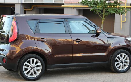 KIA Soul II рестайлинг, 2018 год, 1 650 000 рублей, 20 фотография