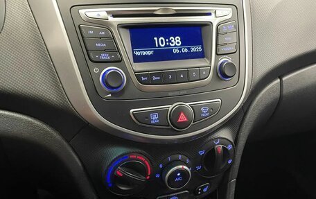Hyundai Solaris II рестайлинг, 2015 год, 820 000 рублей, 7 фотография