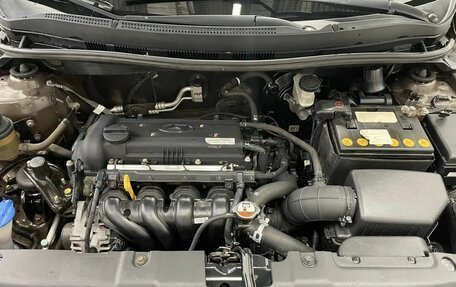 Hyundai Solaris II рестайлинг, 2015 год, 820 000 рублей, 13 фотография