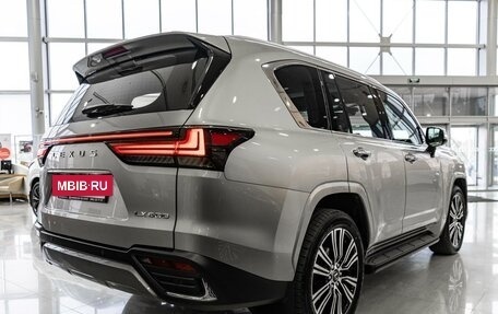 Lexus LX, 2024 год, 24 190 000 рублей, 6 фотография