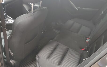 Mazda 6, 2017 год, 1 899 000 рублей, 12 фотография
