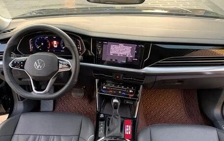 Volkswagen Passat B8 рестайлинг, 2022 год, 2 850 000 рублей, 10 фотография