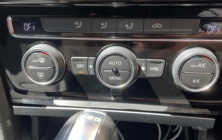 Volkswagen Golf VII, 2014 год, 1 400 000 рублей, 10 фотография