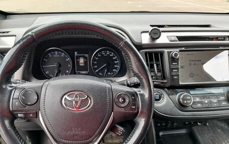 Toyota RAV4, 2019 год, 2 520 000 рублей, 9 фотография