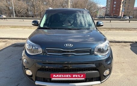 KIA Soul II рестайлинг, 2018 год, 1 695 000 рублей, 8 фотография