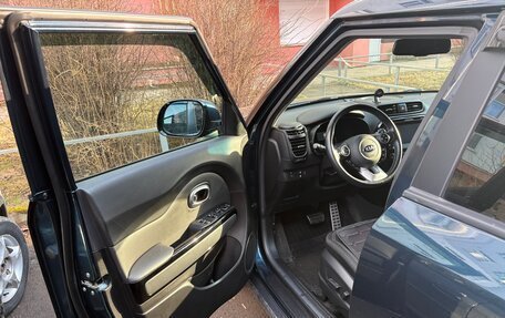 KIA Soul II рестайлинг, 2018 год, 1 695 000 рублей, 11 фотография
