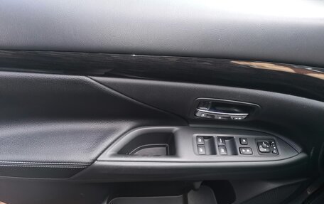 Mitsubishi Outlander III рестайлинг 3, 2017 год, 2 050 000 рублей, 4 фотография