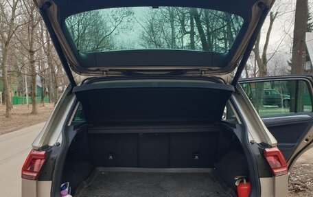 Volkswagen Tiguan II, 2017 год, 2 200 000 рублей, 10 фотография