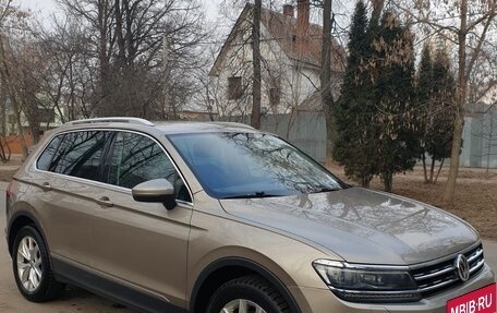 Volkswagen Tiguan II, 2017 год, 2 200 000 рублей, 4 фотография