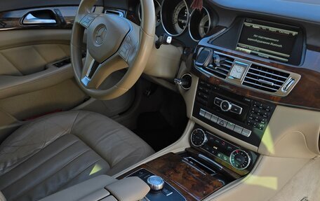 Mercedes-Benz CLS, 2012 год, 2 300 000 рублей, 10 фотография