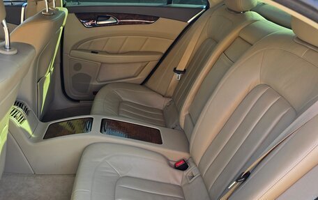 Mercedes-Benz CLS, 2012 год, 2 300 000 рублей, 14 фотография