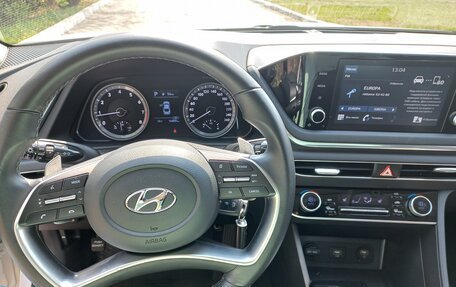 Hyundai Sonata VIII, 2021 год, 2 390 000 рублей, 5 фотография