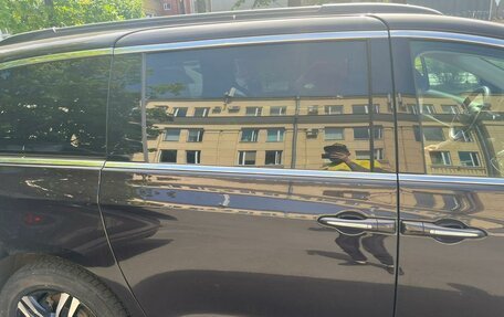 Chrysler Pacifica (RU), 2017 год, 2 950 000 рублей, 3 фотография