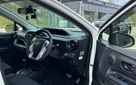 Toyota Aqua I, 2015 год, 920 000 рублей, 10 фотография
