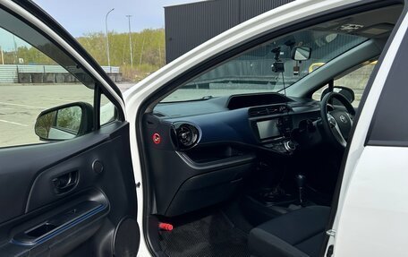 Toyota Aqua I, 2015 год, 920 000 рублей, 11 фотография