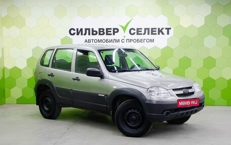 Chevrolet Niva I рестайлинг, 2017 год, 774 900 рублей, 5 фотография