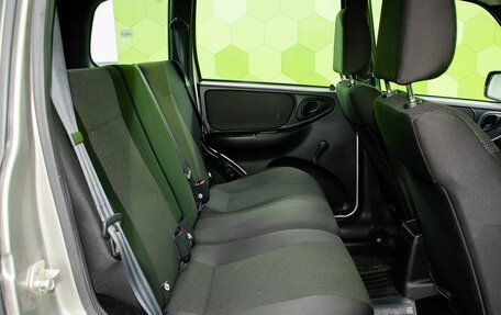 Chevrolet Niva I рестайлинг, 2017 год, 774 900 рублей, 13 фотография