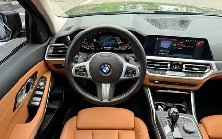 BMW 3 серия, 2022 год, 3 850 000 рублей, 8 фотография