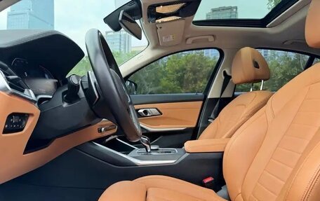 BMW 3 серия, 2022 год, 3 850 000 рублей, 11 фотография