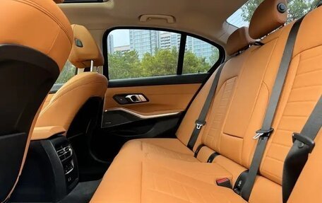 BMW 3 серия, 2022 год, 3 850 000 рублей, 16 фотография