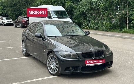 BMW 3 серия, 2005 год, 1 380 000 рублей, 10 фотография