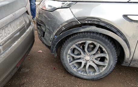 Land Rover Discovery Sport I рестайлинг, 2016 год, 2 600 000 рублей, 14 фотография