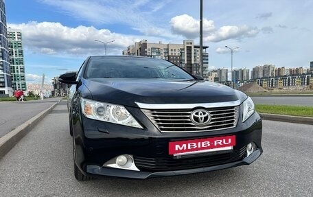 Toyota Camry, 2013 год, 1 690 000 рублей, 10 фотография