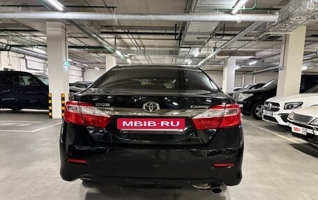 Toyota Camry, 2013 год, 1 690 000 рублей, 16 фотография