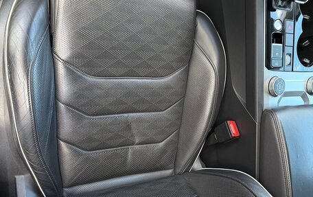 Volkswagen Touareg III, 2019 год, 4 200 000 рублей, 11 фотография