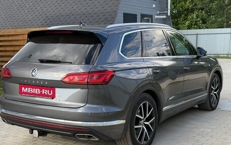 Volkswagen Touareg III, 2019 год, 4 200 000 рублей, 5 фотография