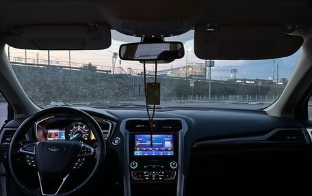 Ford Fusion (North America) II, 2019 год, 1 600 000 рублей, 15 фотография