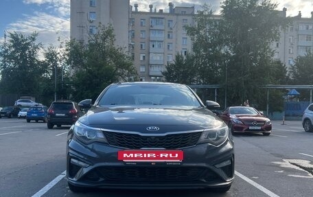 KIA Optima IV, 2018 год, 2 000 000 рублей, 8 фотография