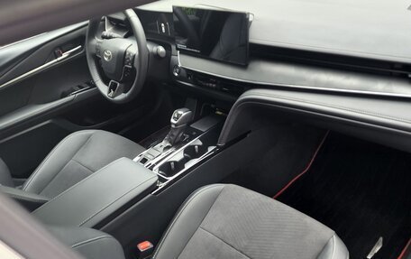 Toyota Camry, 2024 год, 3 750 000 рублей, 13 фотография