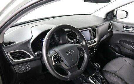 Hyundai Solaris II рестайлинг, 2018 год, 1 499 000 рублей, 9 фотография