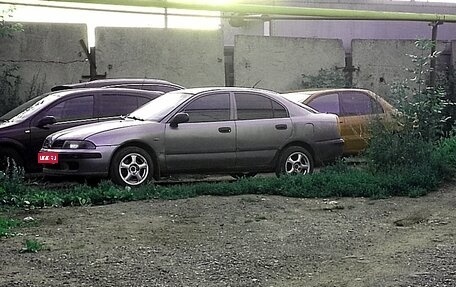 Mitsubishi Carisma I, 2002 год, 178 000 рублей, 1 фотография