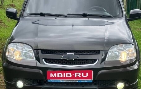 Chevrolet Niva I рестайлинг, 2015 год, 530 000 рублей, 1 фотография