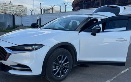 Mazda CX-4, 2023 год, 2 800 000 рублей, 13 фотография