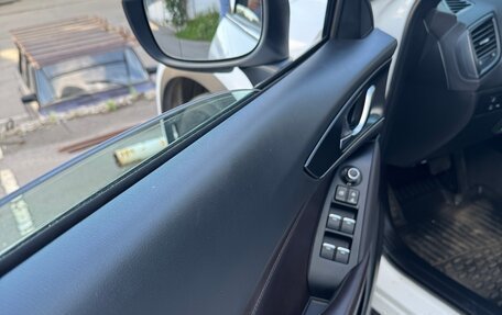 Mazda CX-4, 2023 год, 2 800 000 рублей, 14 фотография