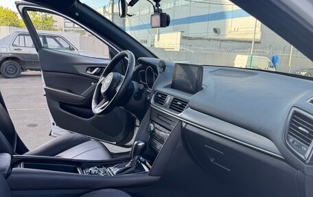 Mazda CX-4, 2023 год, 2 800 000 рублей, 11 фотография