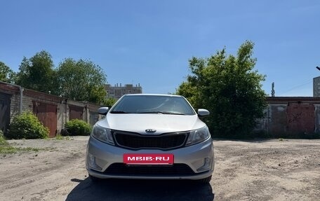 KIA Rio III рестайлинг, 2014 год, 1 015 000 рублей, 2 фотография