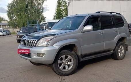 Toyota Land Cruiser Prado 120 рестайлинг, 2004 год, 1 600 000 рублей, 3 фотография