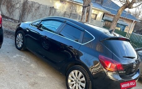 Opel Astra J, 2010 год, 1 015 000 рублей, 2 фотография