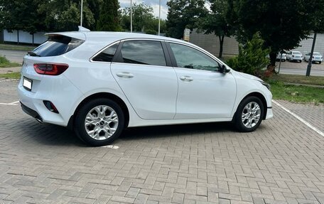 KIA cee'd III, 2022 год, 2 350 000 рублей, 6 фотография